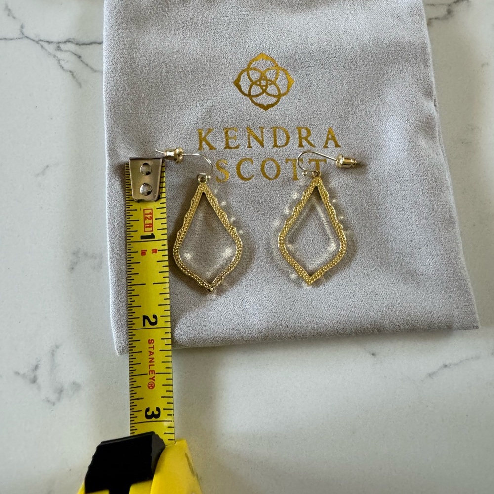 Sophia Drop earrings in Gold - Picture 5 of 9